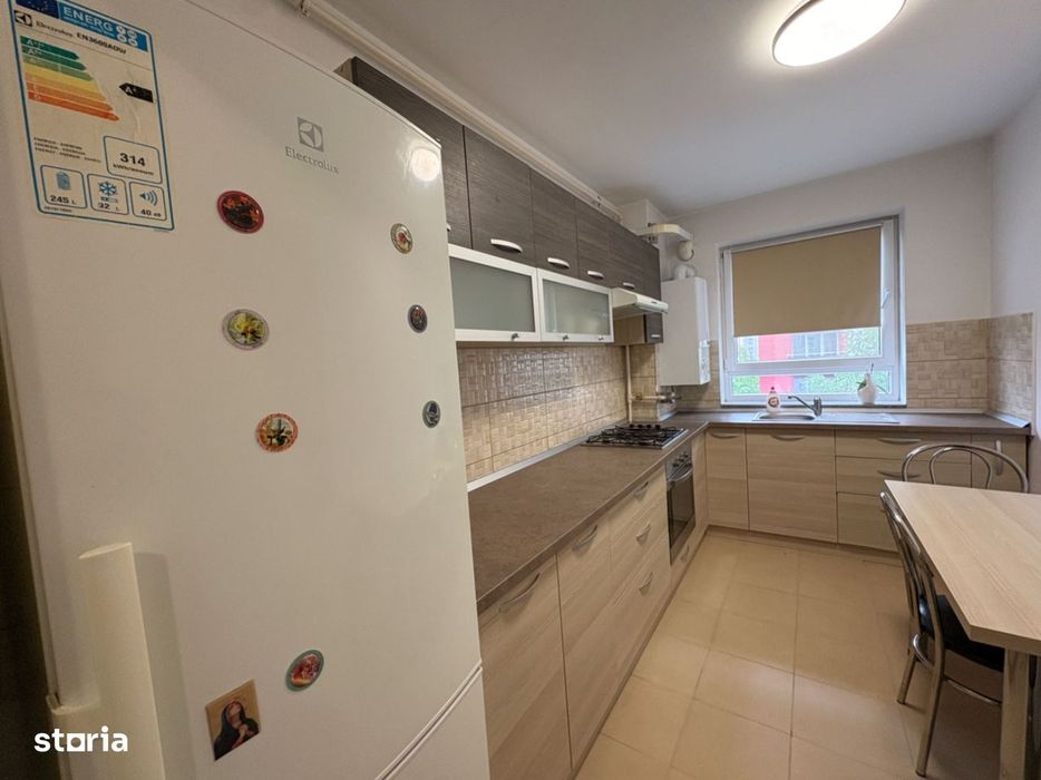 Apartament cu doua camere de vanzare zona Avantgarden
