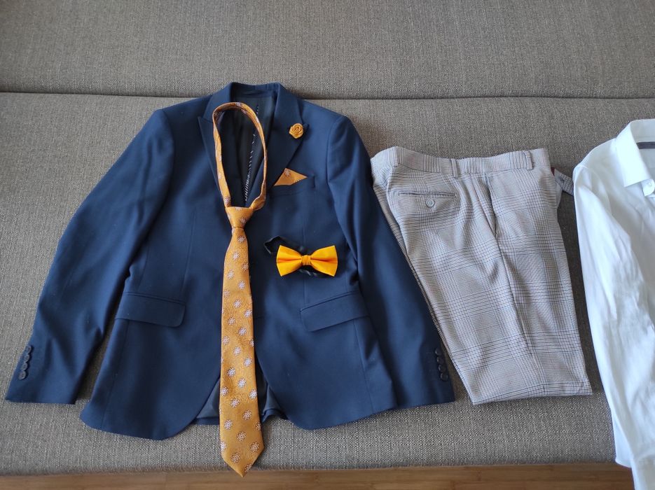 Costum format din 2 piese