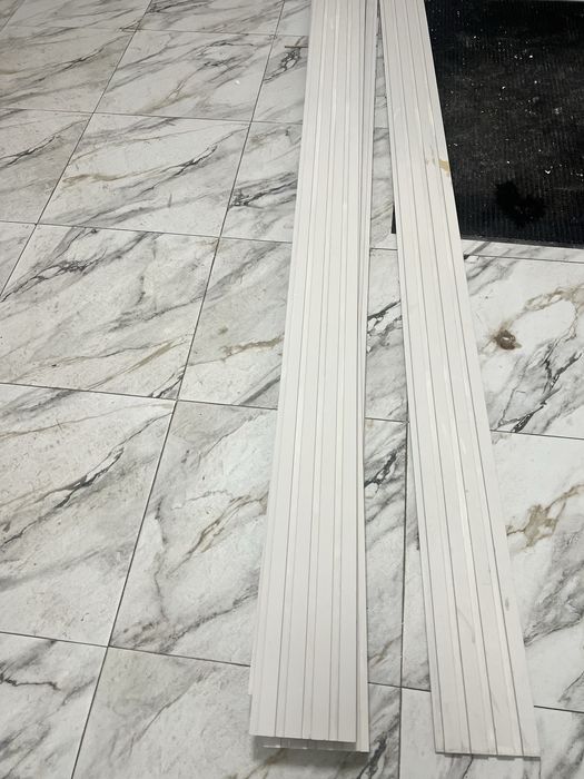 Продам стенову панель под колонну