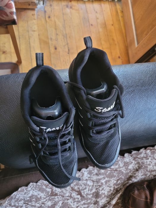 Скарпини за народни танци