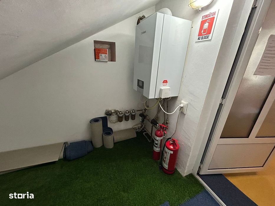 Casa individuala de inchiriat | 300 mp utili - 1000 teren