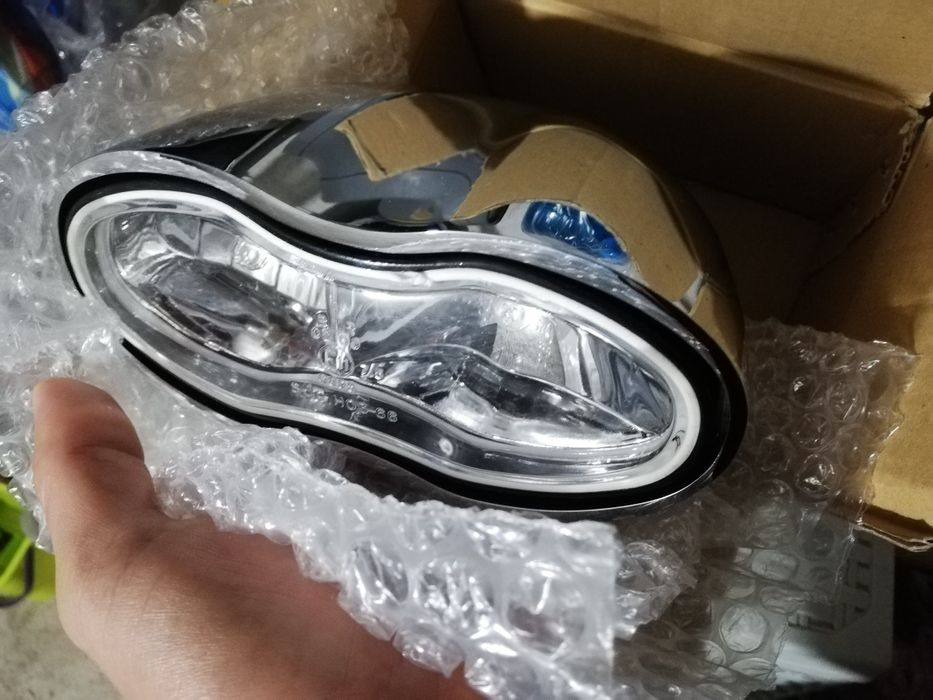 Къстъм фар за чопър