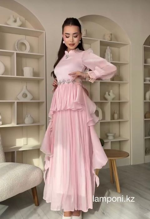 Продам платья новый