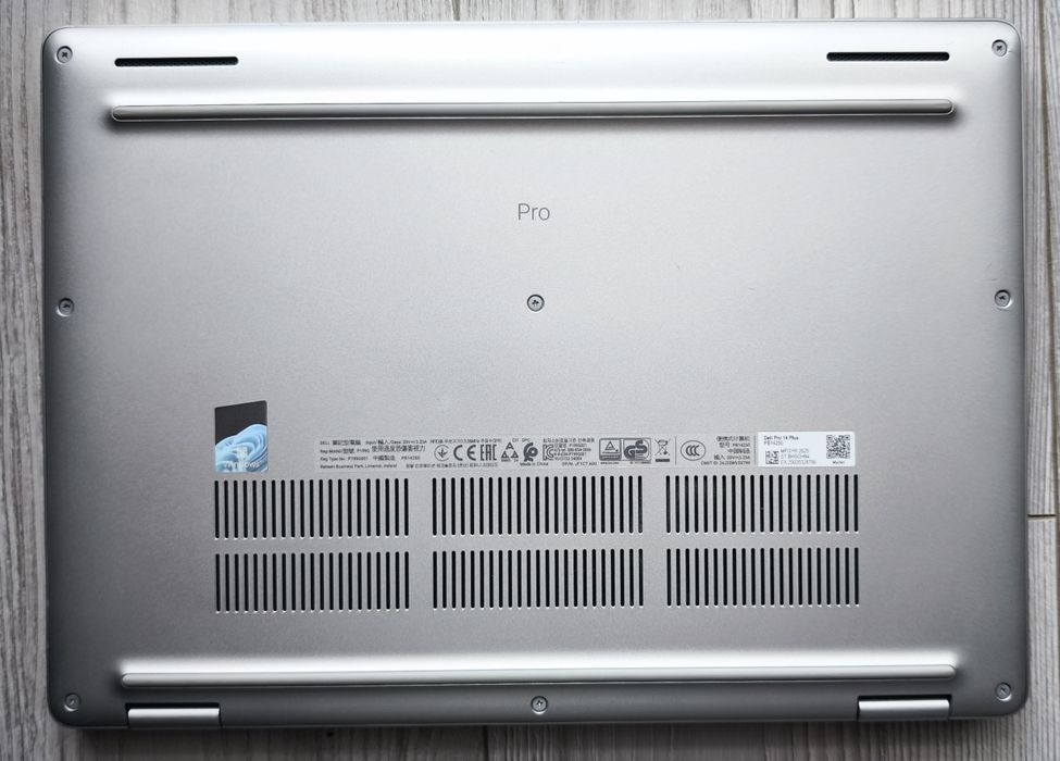 Dell Pro Plus 14 Ultra 5 236v, 16 GB, Ssd 512 GB Intel Arc 130v 8gb!.