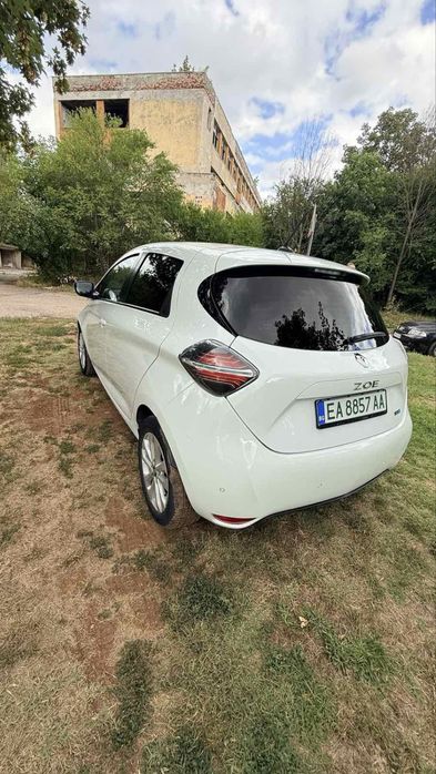 Продавам Renaut ZOE