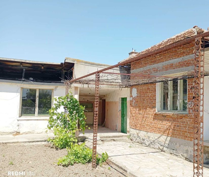 Къща в село Синапово