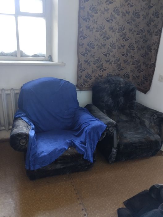 Отдам даром стенку и мебель