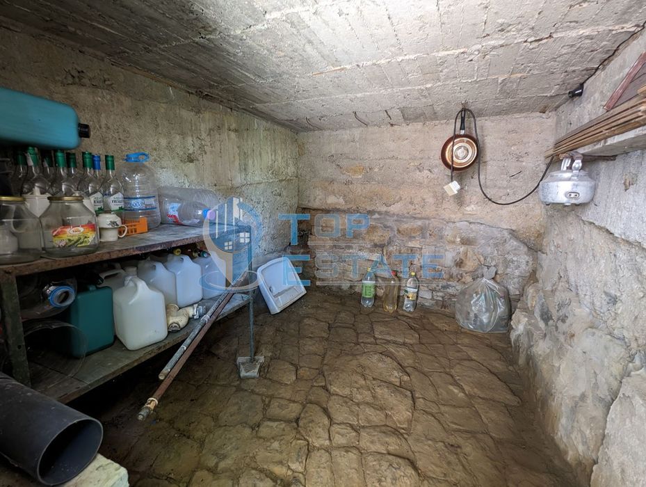 Вила с панорамна гледка в Тревненския балкан