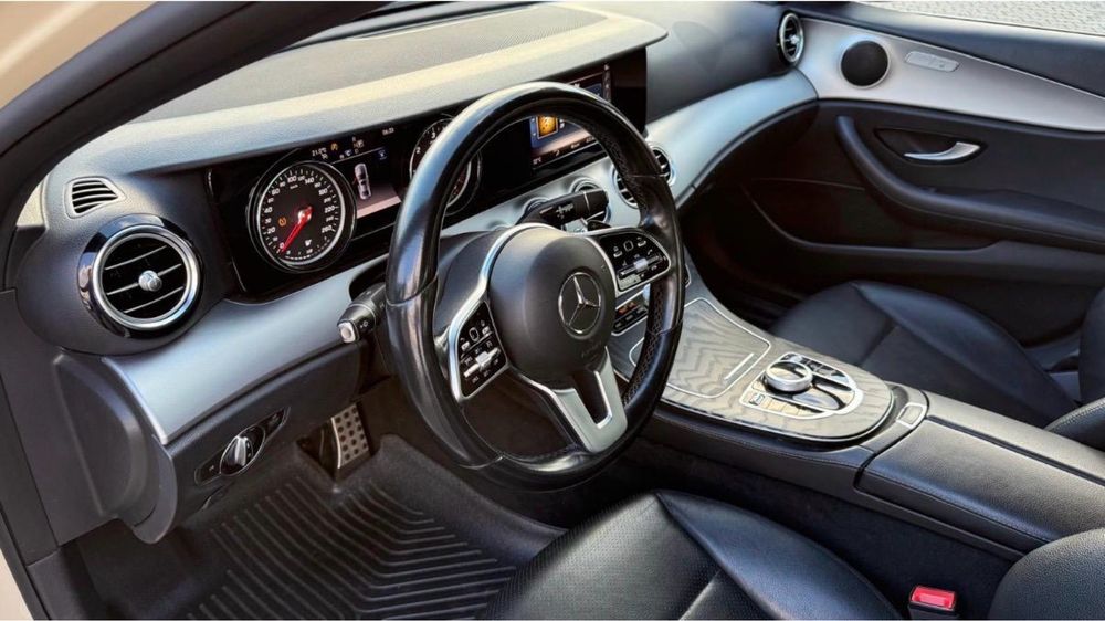 MERCEDES-BENZ E-Class 2020 — imagine 5