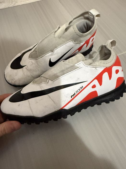 ghete de fotbal cu mini crampoane , nike air zoom
