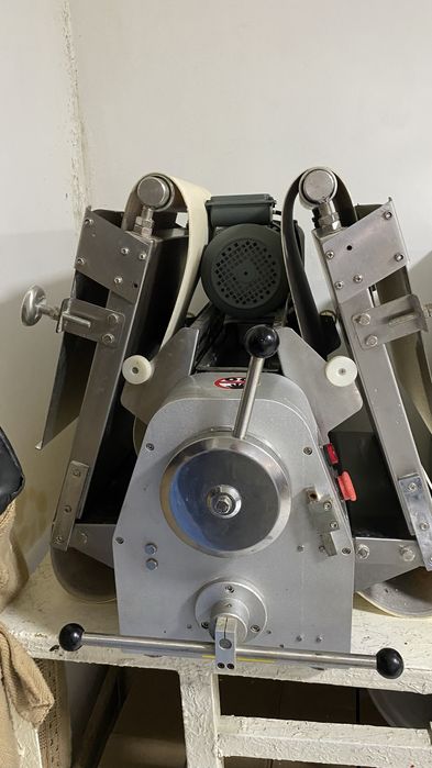 Тестораскаточная машина