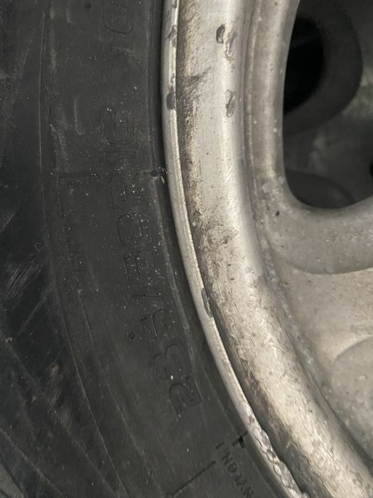 Диски с шинами летние б/у