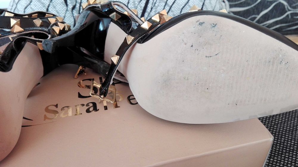 Дамски кожени обувки