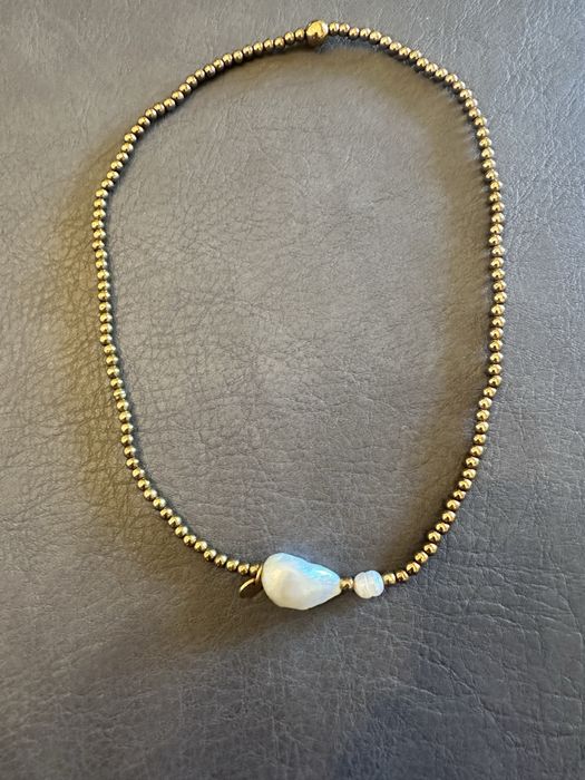 Дамски чокъри -естествени камъни