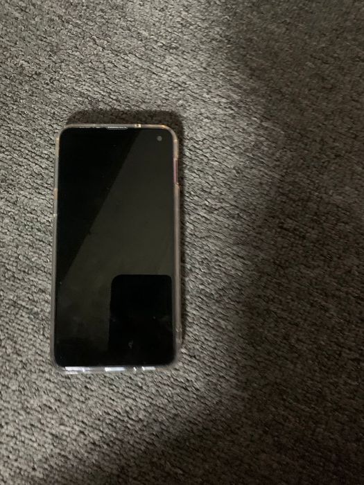 Samsung s10e норм