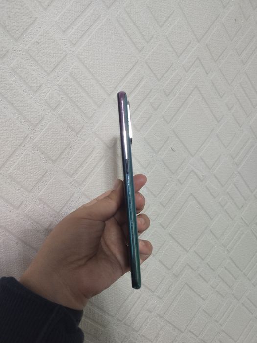 Продам телефон Oppo Reno 5 Lite