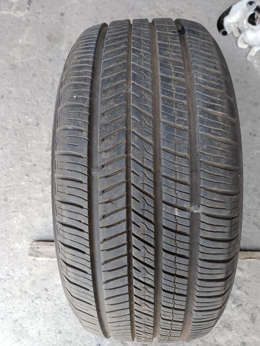 Еденички гума-2022г.-19цола-255/50-1бр.-150лв."YOKOHAMA"-като нова