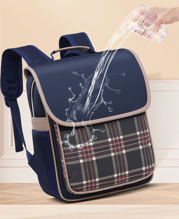 Школьный рюкзак для младших классов портфель вместительный водонепрони