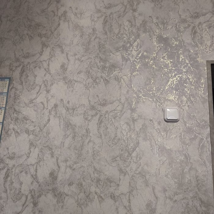 Продаю обои новые