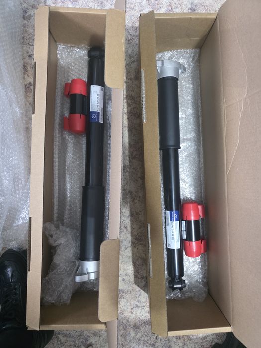 Стойка стойки мерседес W213 Е класс