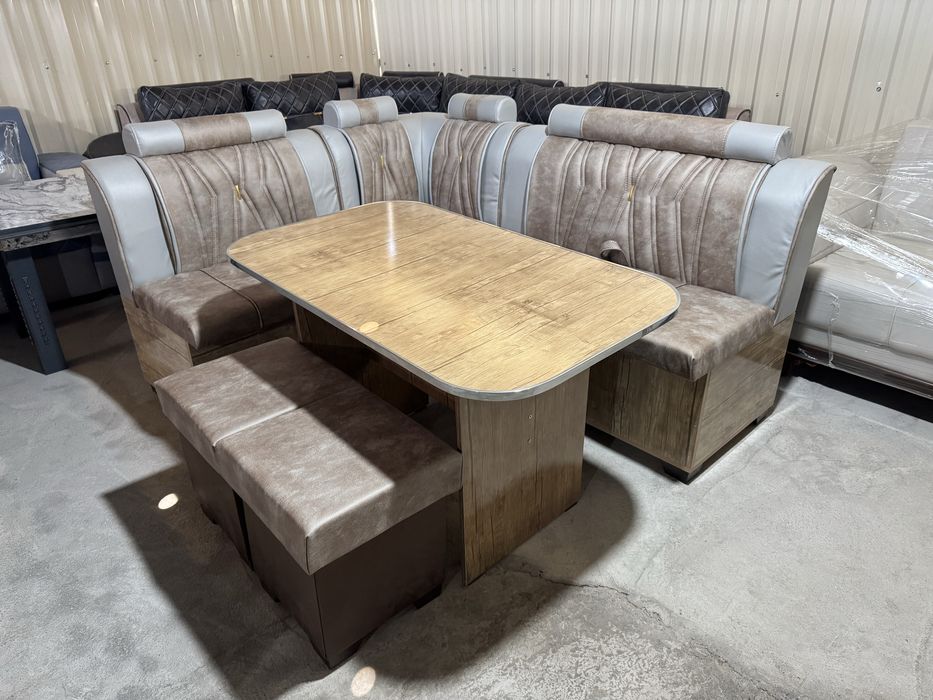 Продаётся кухоный уголок