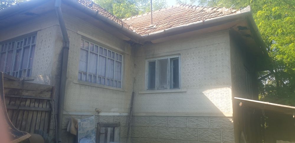Casa renovabilă de vânzare în Caianu, Cluj