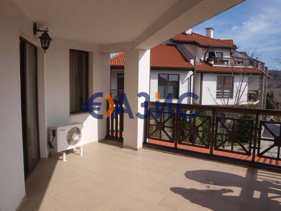 Продава се Едностаен апартамент в к.к. Слънчев бряг - 49 кв.м за 626 €/кв.м - Снимка #2