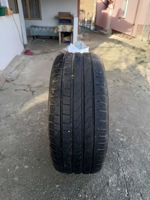 Vând 4 anvelope vara 225/45/17 Pirelli Cinturato in stare buna!