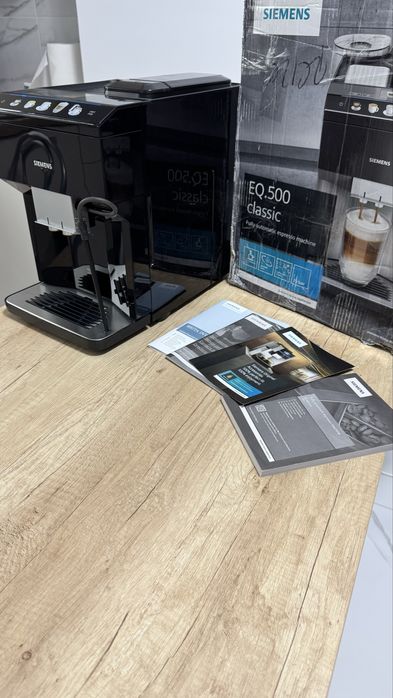 Espressor automat Siemens EQ 500 Classic Premium NOU