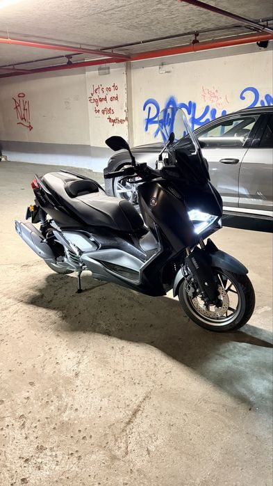 Yamaha x-max 125 tech max - scooter