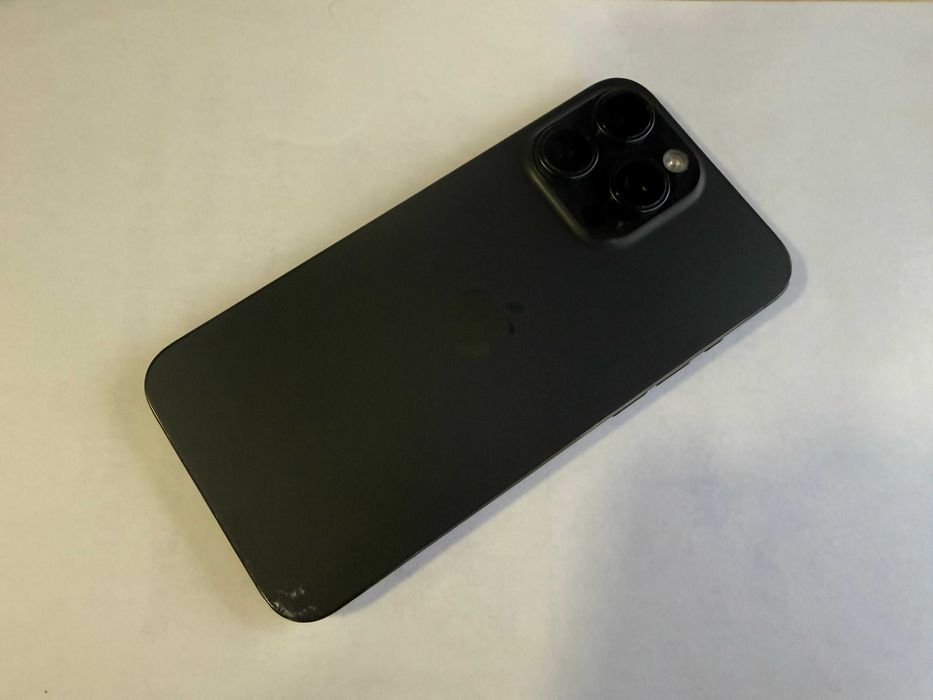 iPhone 15 Pro Max 256gb фабрично отключен
