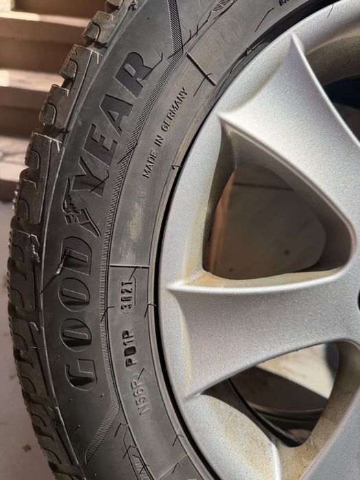 4 Бр Джанти с гуми GOODYEAR 225 55 R16