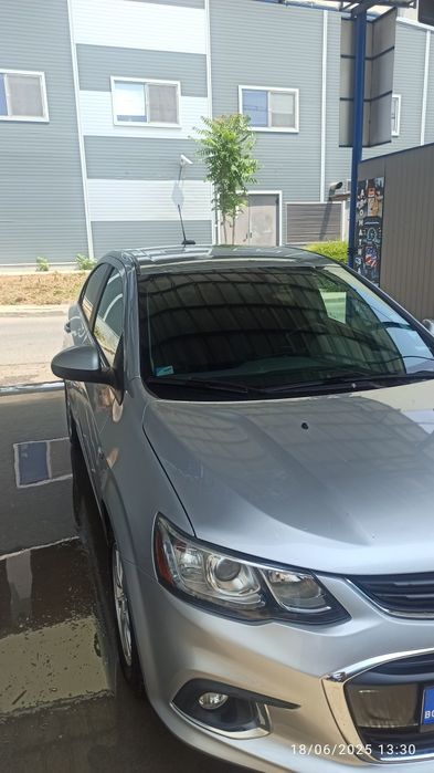 Шевролет Соник 1,8 бензин