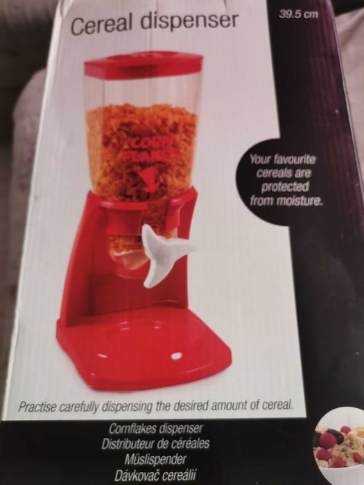 Диспенсър за зърнени храни