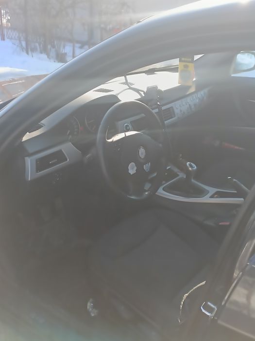 Vând mașină în stare de funcționare