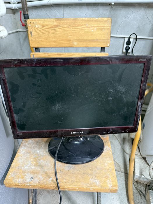 Продам процессора, мониторы, принтера! Все рабочее, лежит на складе