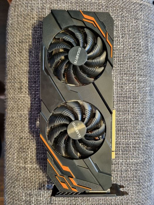 Placa video Nvidia GTX 1070 Gigabyte 8gb