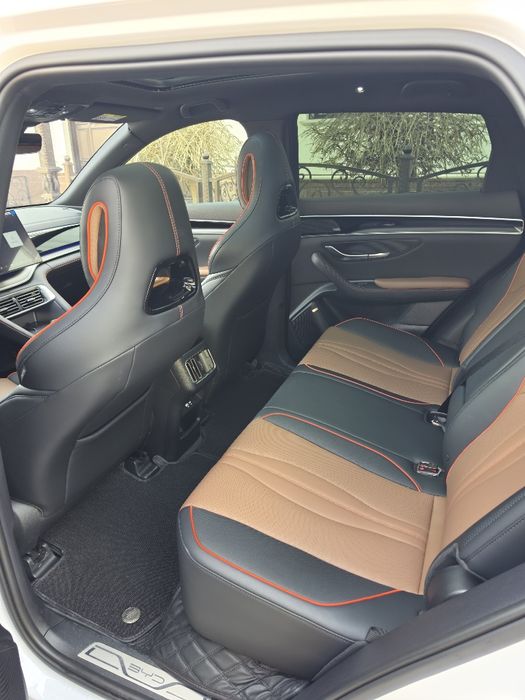 BYD Champion Gibrid 150 Hybrid 2 Позиция Энг Фули Официальный