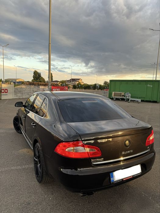 SKODA Superb 2012 — imagine 4