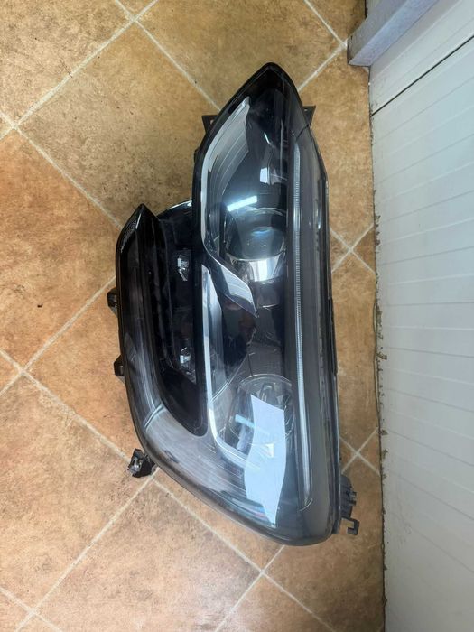 Far stanga Renault Megane 4