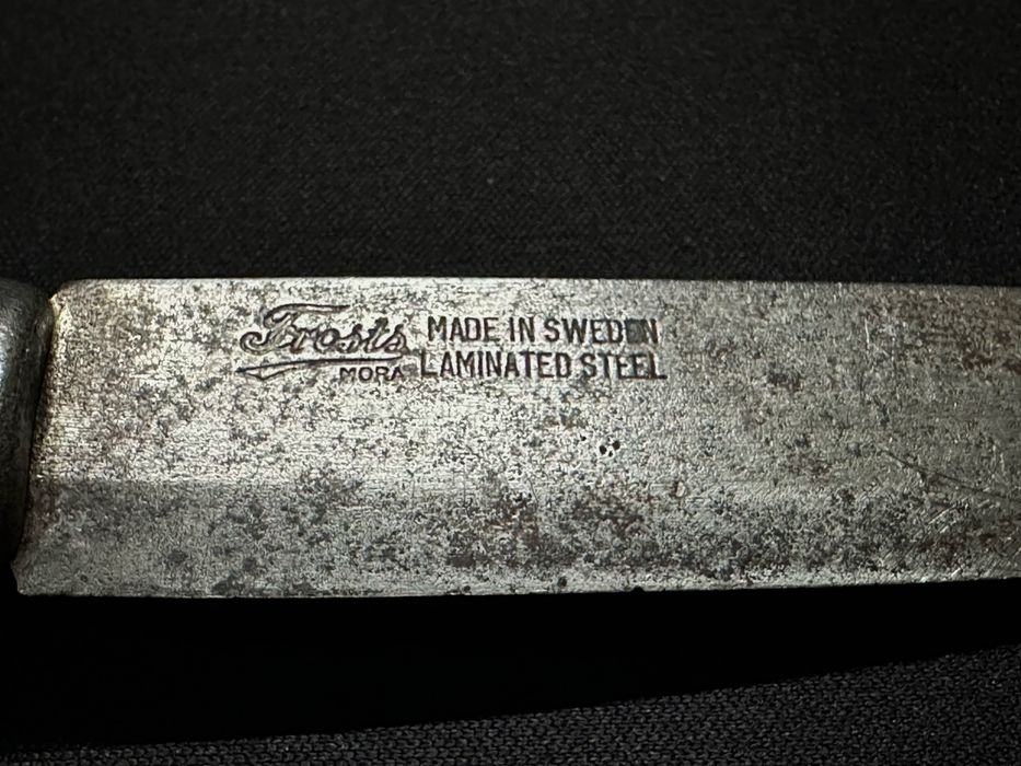 Cuțit vechi Frosts Mora – Made in Sweden – oțel carbon