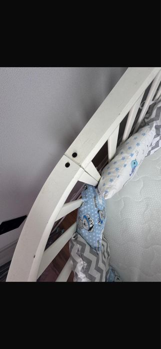 Продам детскую кроватку