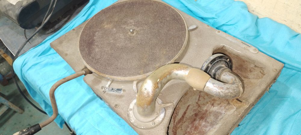 патефон антиквар  граммофон