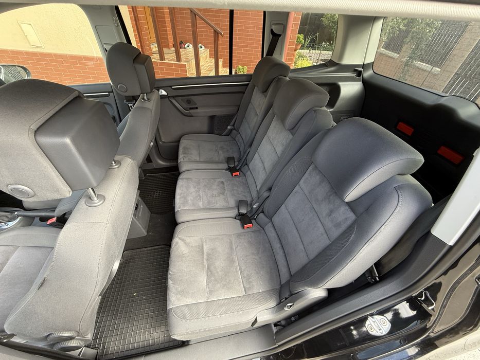 VÂND Volkswagen Touran 2015 170cp