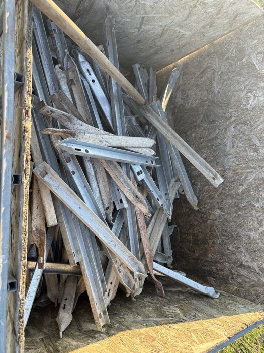 Cofraje tip doka de inchiriat -18 lei