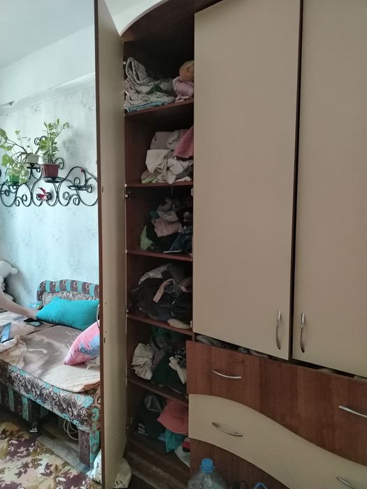 Продам шкаф большой
