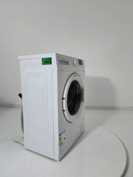 Mașină de spălat Arctic slim nr A903 impecabil