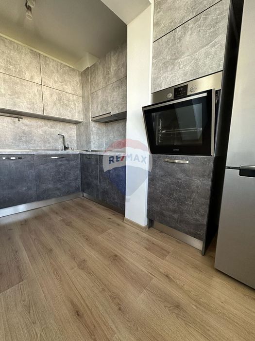 Дава се под наем Тристаен апартамент в Варна, Цветен квартал - 75 кв.м за 637.5 € - Снимка #1