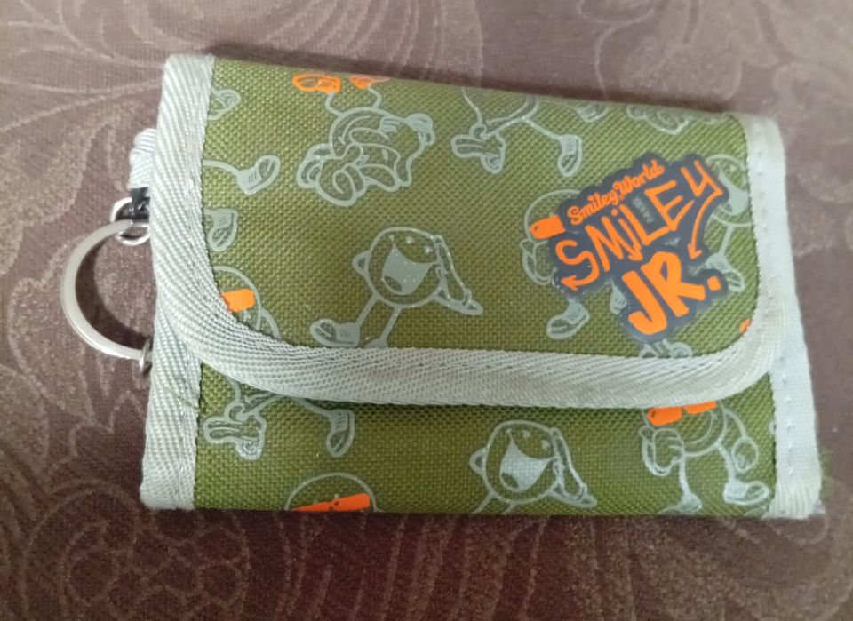 Продавам  портофейли, портмонета