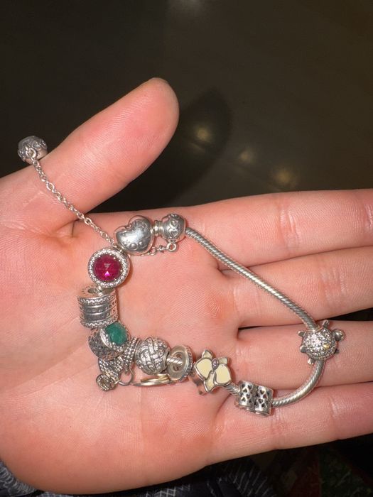 Гривна Pandora.